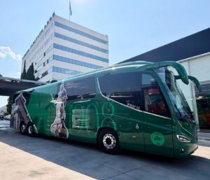 Όμιλος Σαρακάκη: Παρέδωσε στην ΠΑΕ Παναθηναϊκός το υπερσύγχρονο λεωφορείο Volvo Irizar i8