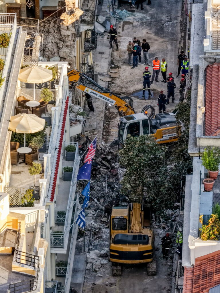 Έκρηξη στην Πλάκα, ©ΓΙΩΡΓΟΣ ΚΟΝΤΑΡΙΝΗΣ/EUROKINISSI