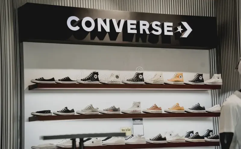 Converse: Παύει διαφήμιση στα social media μετά τις αντιδράσεις του κοινού