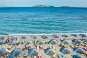 Πόσο ακριβό μπορεί να γίνει το ελληνικό καλοκαίρι;