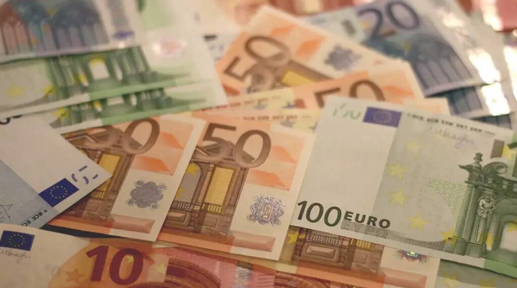 Επίδομα 400 ευρώ: Νωρίτερα η πληρωμή