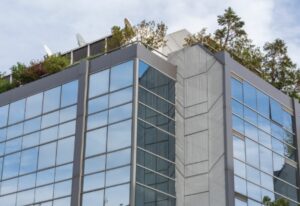 Ευρώπη Holdings: Αύξηση 12% στα έσοδα και άνοδος στα κέρδη, παρά τις έκτακτες επιβαρύνσεις