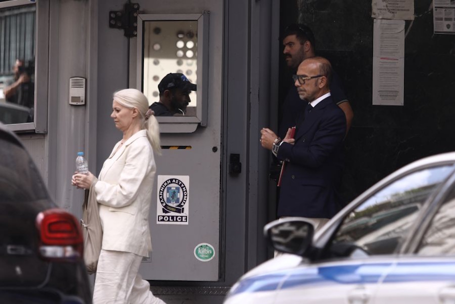 Γιώργος Μαζωνάκης: Έριξε τις ευθύνες στο ΕΚΑΒ για τον θάνατό του, η Ιωάννα Γάκα