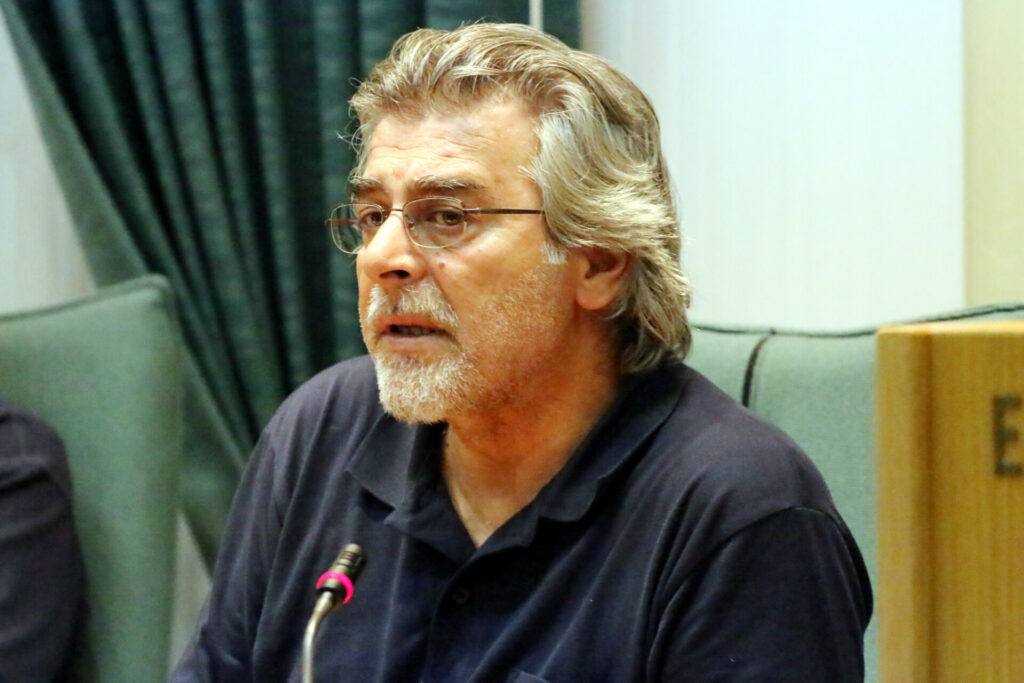 Η ΓΣΕΕ αποχαιρετά τον Αλέκο Καλύβη