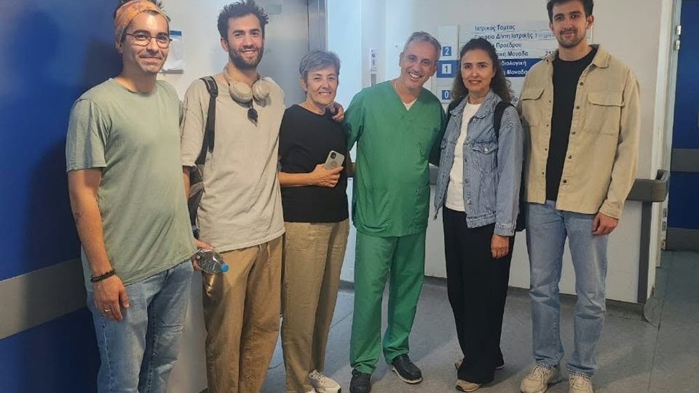 Λέσβος: Ο “ιπτάμενος γιατρός της καρδιάς” έσωσε δύο τουρίστες από την Τουρκία που έπαθαν έμφραγμα