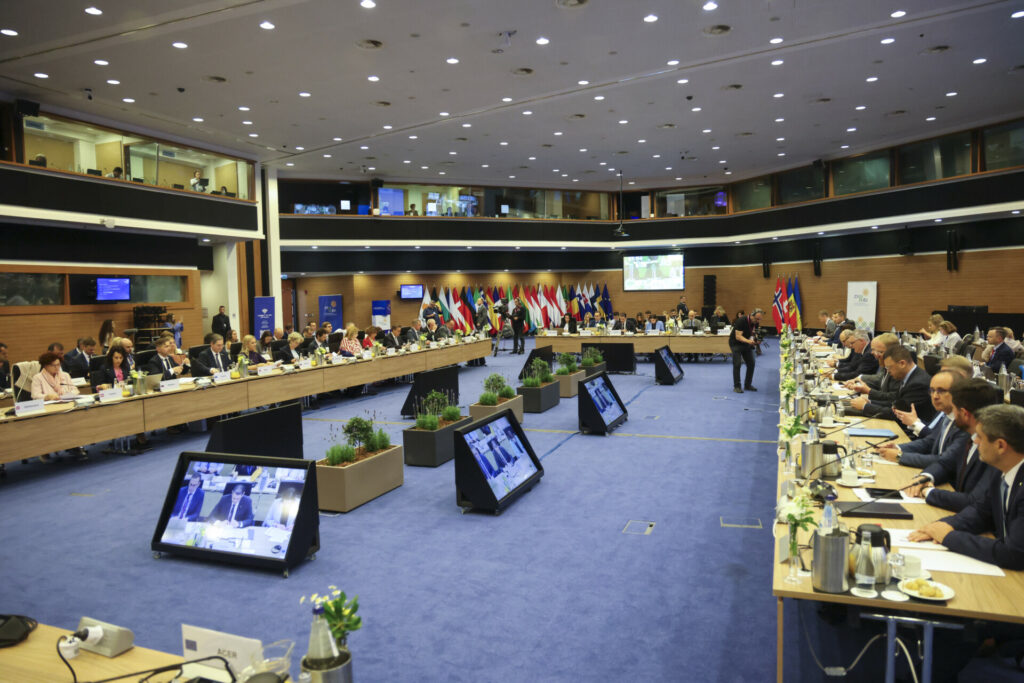 Η ενεργειακή κρίση στο επίκεντρο της συνόδου των ΥΠΕΝ, τα μέτρα Κομισιόν και η θέση της Ελλάδας