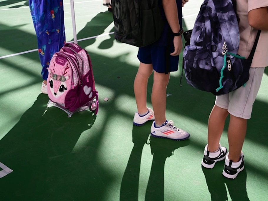 Σχολεία: Oι προκλήσεις των γονέων και το καθημερινό στοίχημα – Aποκαλυπτική έρευνα της Wolt