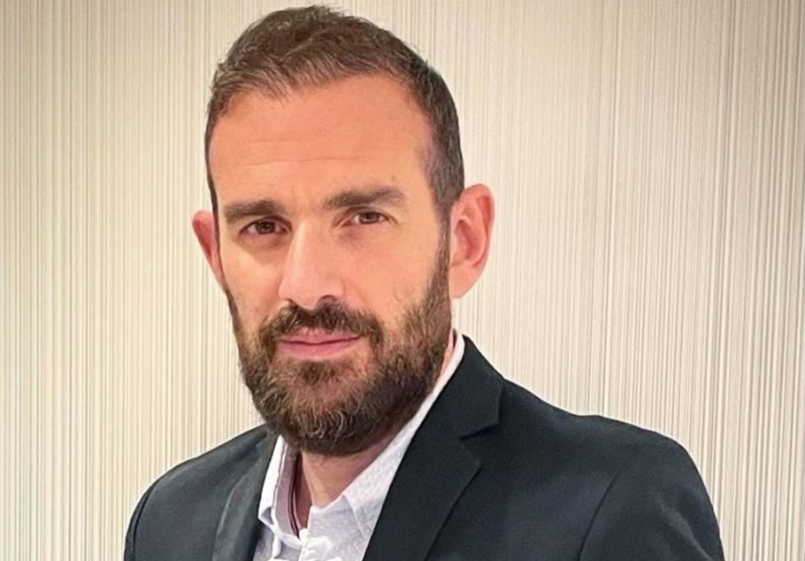 Zakcret: Η φωτιά στα κεντρικά, η μετακόμιση και το άνοιγμα στην Κύπρο