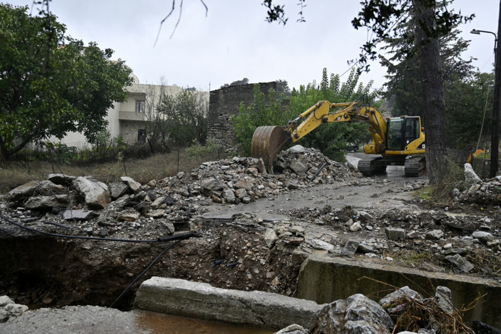 Κρήτη: Διευρυμένο κυβερνητικό κλιμάκιο στο νησί για την αντιμετώπιση των προβλημάτων από την κακοκαιρία