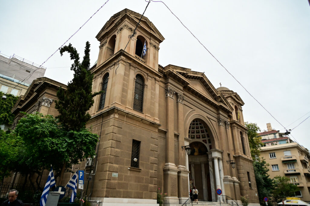 Κλειστοί δρόμοι στο κέντρο της Αθήνας σήμερα: Για τον εορτασμό του πολιούχου, Αγίου Διονυσίου