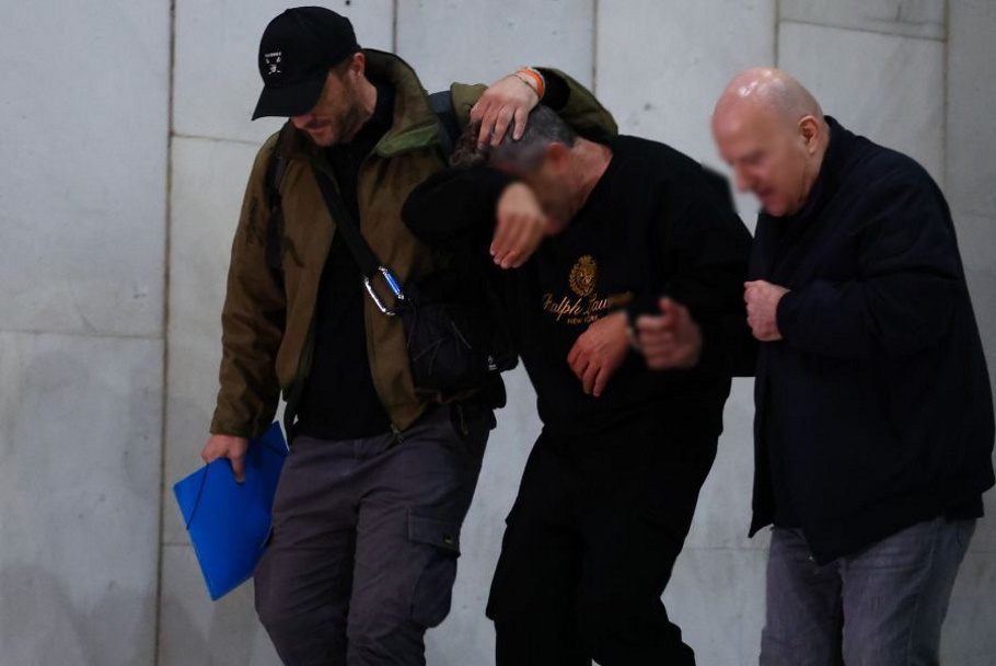 Χωριάτικο: Ποια είναι η “θεία Μαίρη” που βρίσκεται στο στόχαστρο