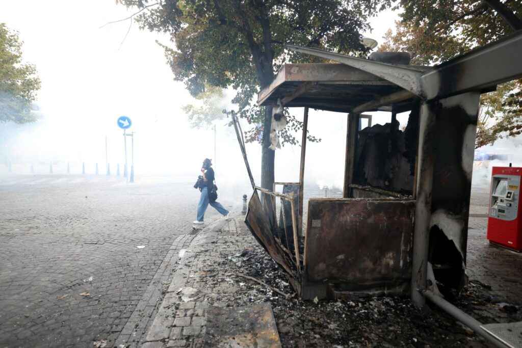 Τη σκυτάλη των διαδηλώσεων παίρνουν οι Βέλγοι φοιτητές, συγκρούσεις με την αστυνομία