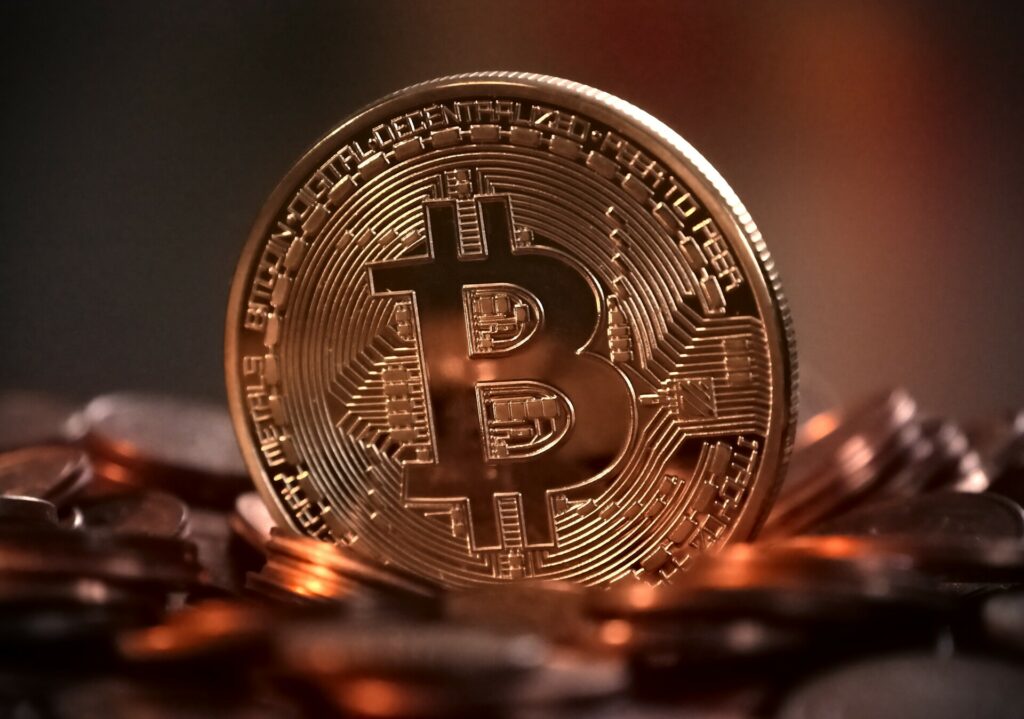 Bitcoin: Κέρδη 2,3% πάνω από τα 82.000 δολάρια, τι πυροδοτεί την άνοδο