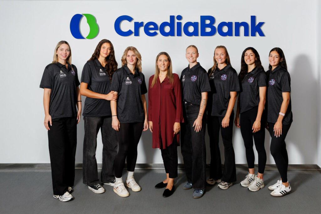 CrediaBank: Νέα χορηγική επένδυση στον γυναικείο αθλητισμό στηρίζοντας τη Θέτιδα Βούλας
