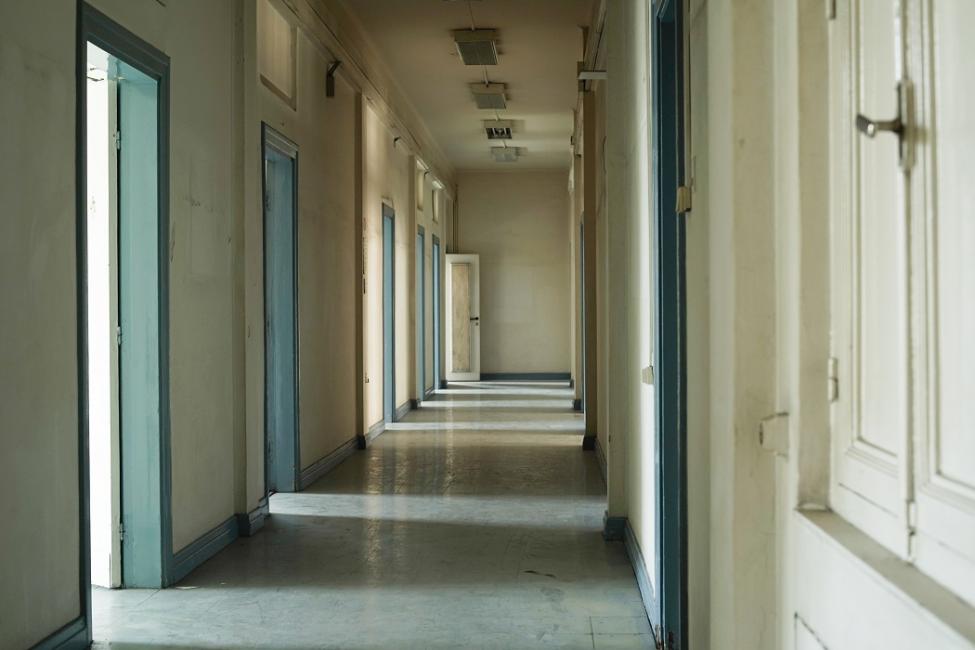 Το εσωτερικό του κτίριο στη Σταδίου 15© Φωτογραφία Νύσος Βασιλόπουλος/ anti.athensbiennale.org/venues