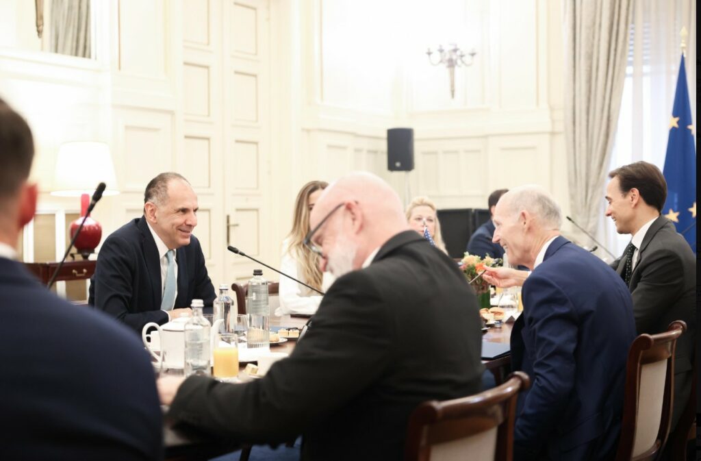 Συνάντηση Γεραπετρίτη με αμερικανική αντιπροσωπεία – Στο επίκεντρο Ουκρανία και Αν. Μεσόγειος