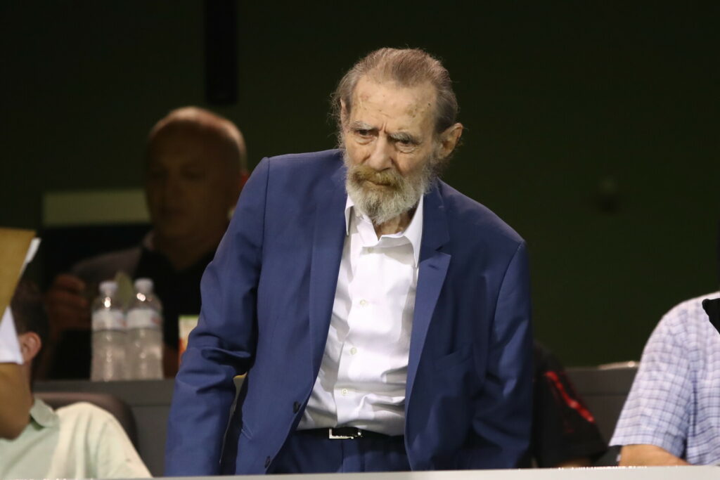 Πέθανε ο Γιώργος Βαρδινογιάννης σε ηλικία 90 ετών