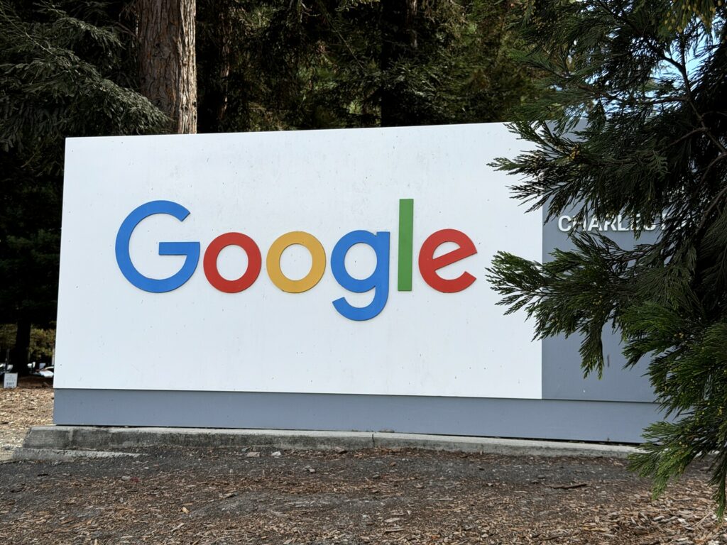 Καμπανάκι για το χρέος της Google από τις δαπάνες στην τεχνητή νοημοσύνη