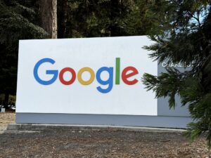 Καμπανάκι για το χρέος της Google από τις δαπάνες στην τεχνητή νοημοσύνη – Βουτιά 12% η μετοχή