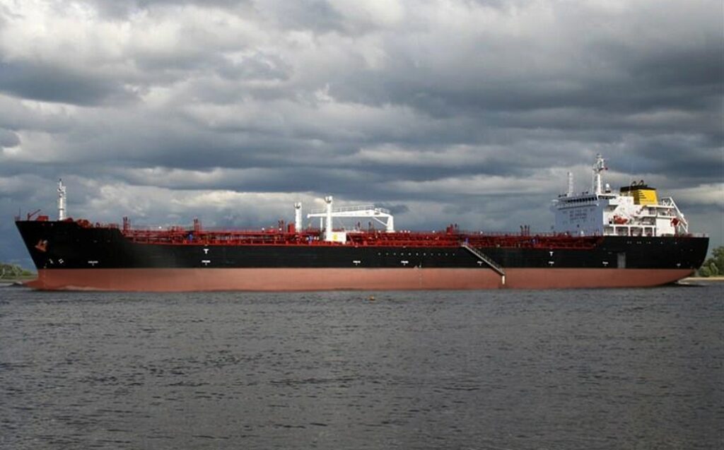 Πλοίο της Hellenic Tankers στις φλόγες μετά από επίθεση ουκρανικών drones