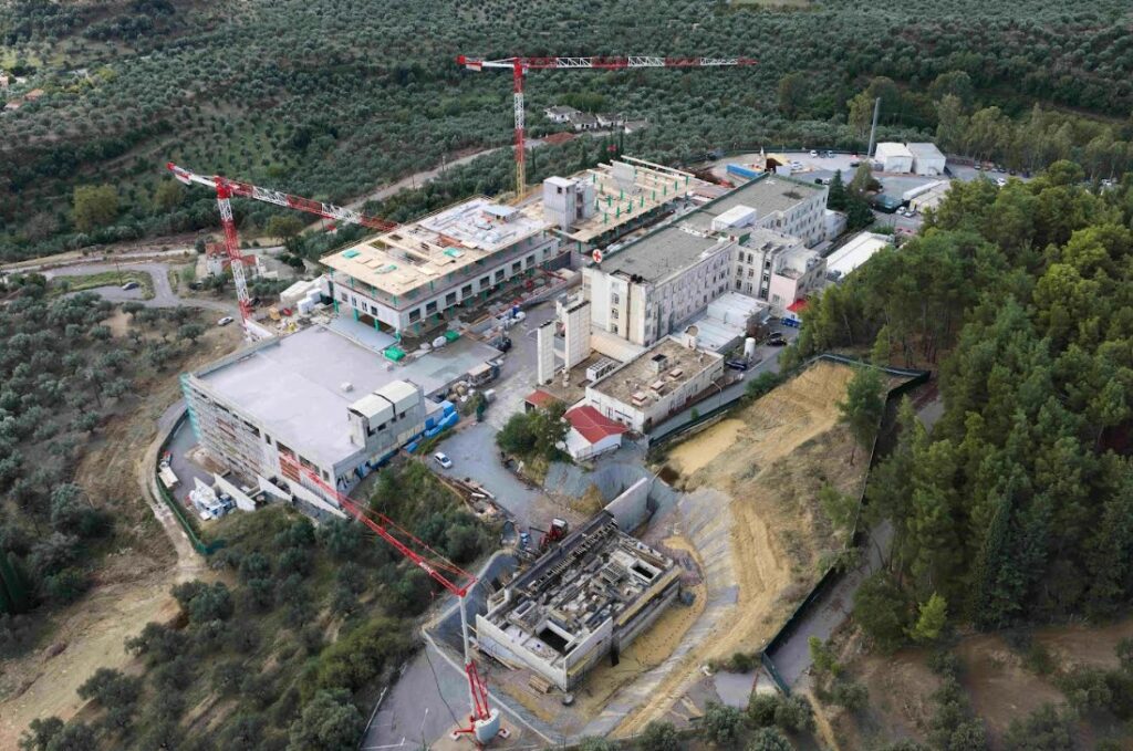 Το 2027 ολοκληρώνεται η κατασκευή των τριών νοσοκομείων ΙΣΝ