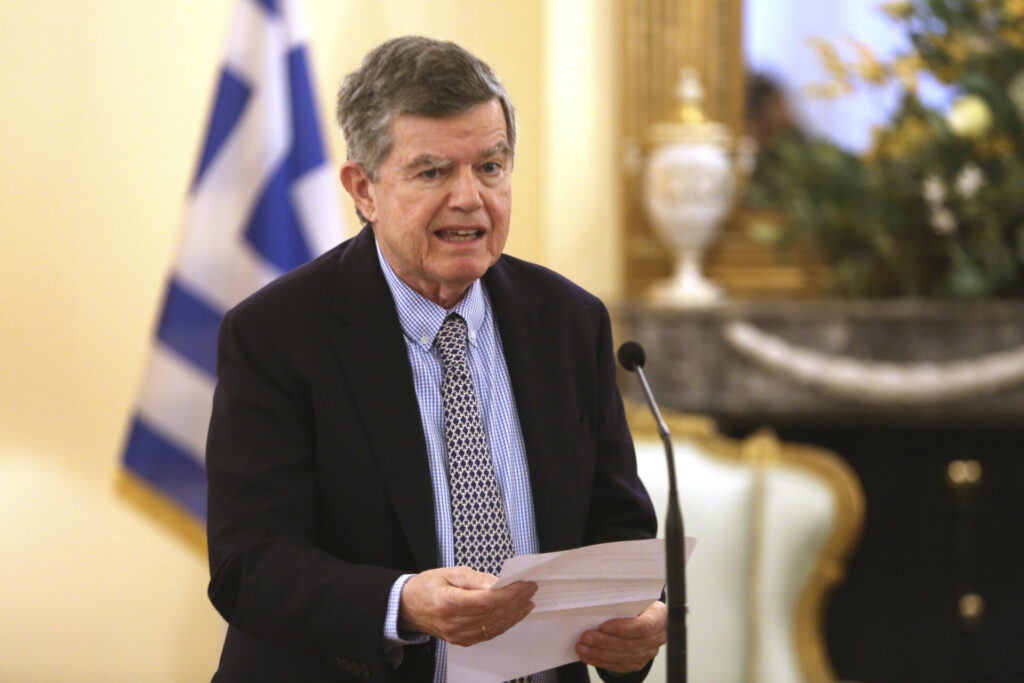 Παρέμβαση γερουσιαστή αλλάζει ρότα σε πλοίο του Μαρτίνου με ρωσικό ντίζελ