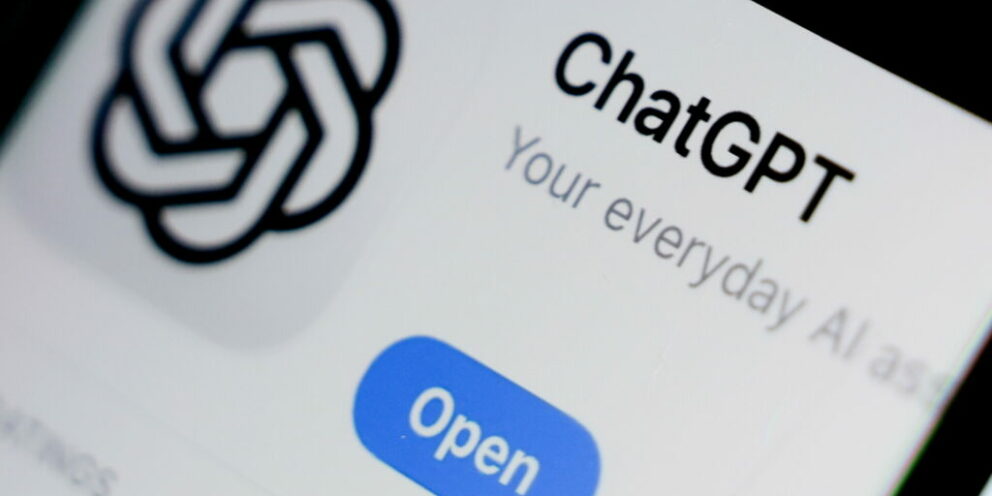 Οι Έλληνες τα βρήκαν με το ChatGPT, αρκεί να είναι δωρεάν – Το 87% δεν πληρώνει συνδρομή