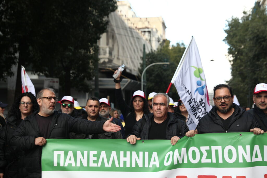 Αναζητείται plan B για να ξεμπλοκάρουν οι συλλογικές συμβάσεις