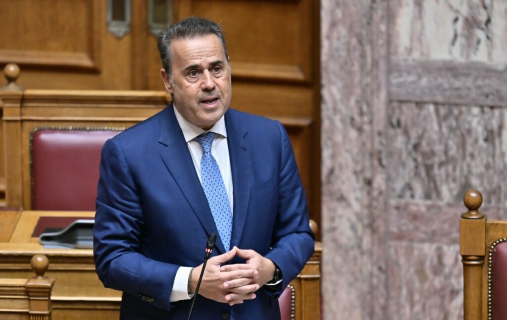 Το θερμό κλίμα μεταξύ Μητσοτάκη και Μυτιληναίου, το κάτι μοναδικό που έχει καταφέρει ο Παπασταύρου, αυτοί που ξέχασαν την Κίμπερλι και μία απευθείας ανάθεση για να κοιτάνε τα ρέματα