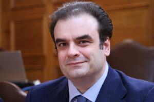 Πιερρακάκης: “Η δημοσιονομική αξιοπιστία μάς επιτρέπει να στηρίζουμε τους πολίτες” – Στο 1,4 δισ. ευρώ οι παρεμβάσεις για την ενεργειακή κρίση
