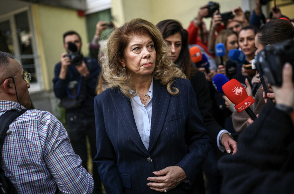 Οριακό προβάδισμα της Γιότοβα στον πρώτο γύρο των εκλογών στη Βουλγαρία