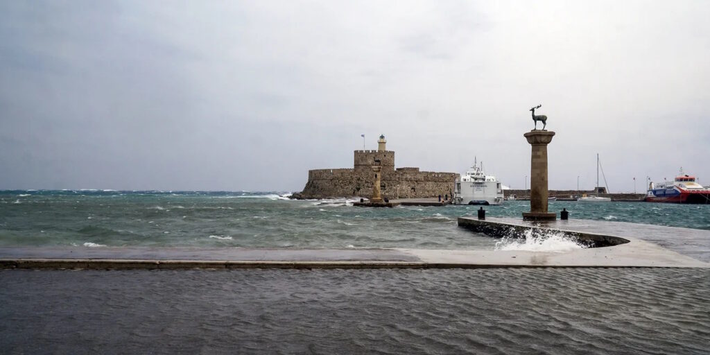 Νεκρός από την κακοκαιρία στη Ρόδο