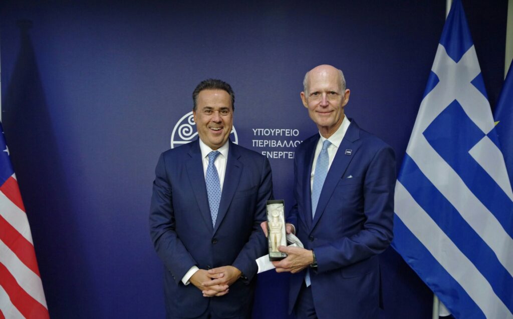 Γερουσιαστής Σκοτ: Η Τουρκία φέρεται τραμπούκικα σε Ελλάδα και Κύπρο