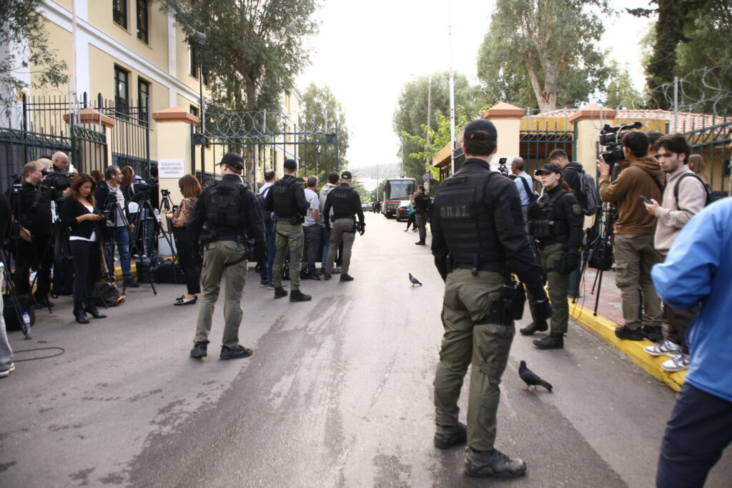 Ελληνικό μπάσκετ: Τα SMS για στημένα ματς, η καταγγελία για 50.000 ευρώ και το δωμάτιο στο Costa Navarino