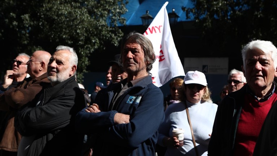 Στους δρόμους οι συνταξιούχοι: Ξεκινούν κινητοποιήσεις – Τα έξι αιτήματά τους