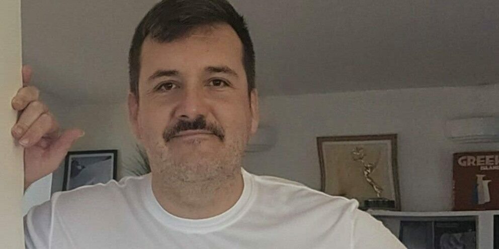 Ποιος είναι ο Βασίλης Τσικές που έχει το δικό του απορρυπαντικό